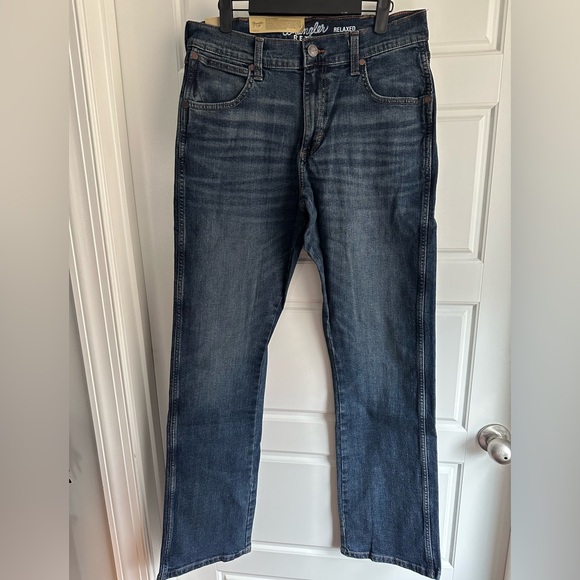 Wrangler Other - NWT Men’s Wrangler Retro Relaxed Fit Bootcut Jeans